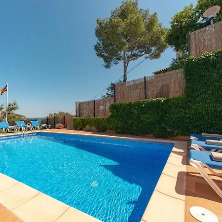 Sleeps 12 Pool Wifi Villa *