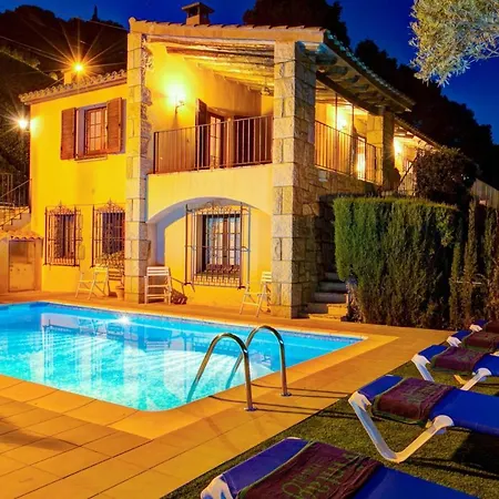 Sleeps 12 Pool Wifi * Llafranc