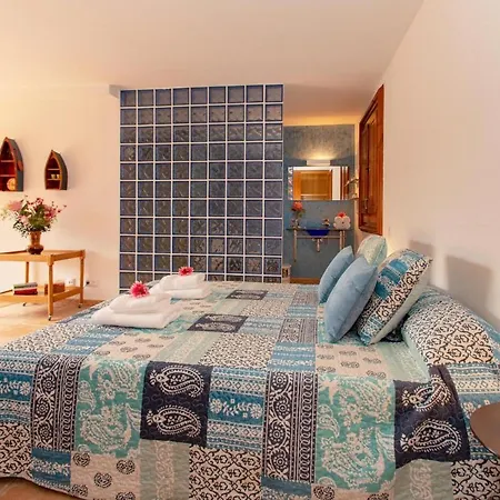 Sleeps 12 Pool Wifi