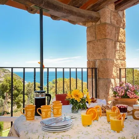 Sleeps 12 Pool Wifi * Llafranc