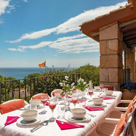 Sleeps 12 Pool Wifi *